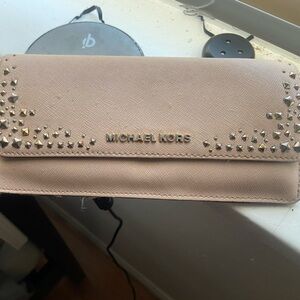 MK pink wallet